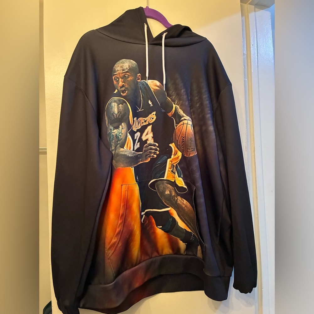 Kobe Bryant graphic hoodie XL NWOT Lakers street wear Los Angeles